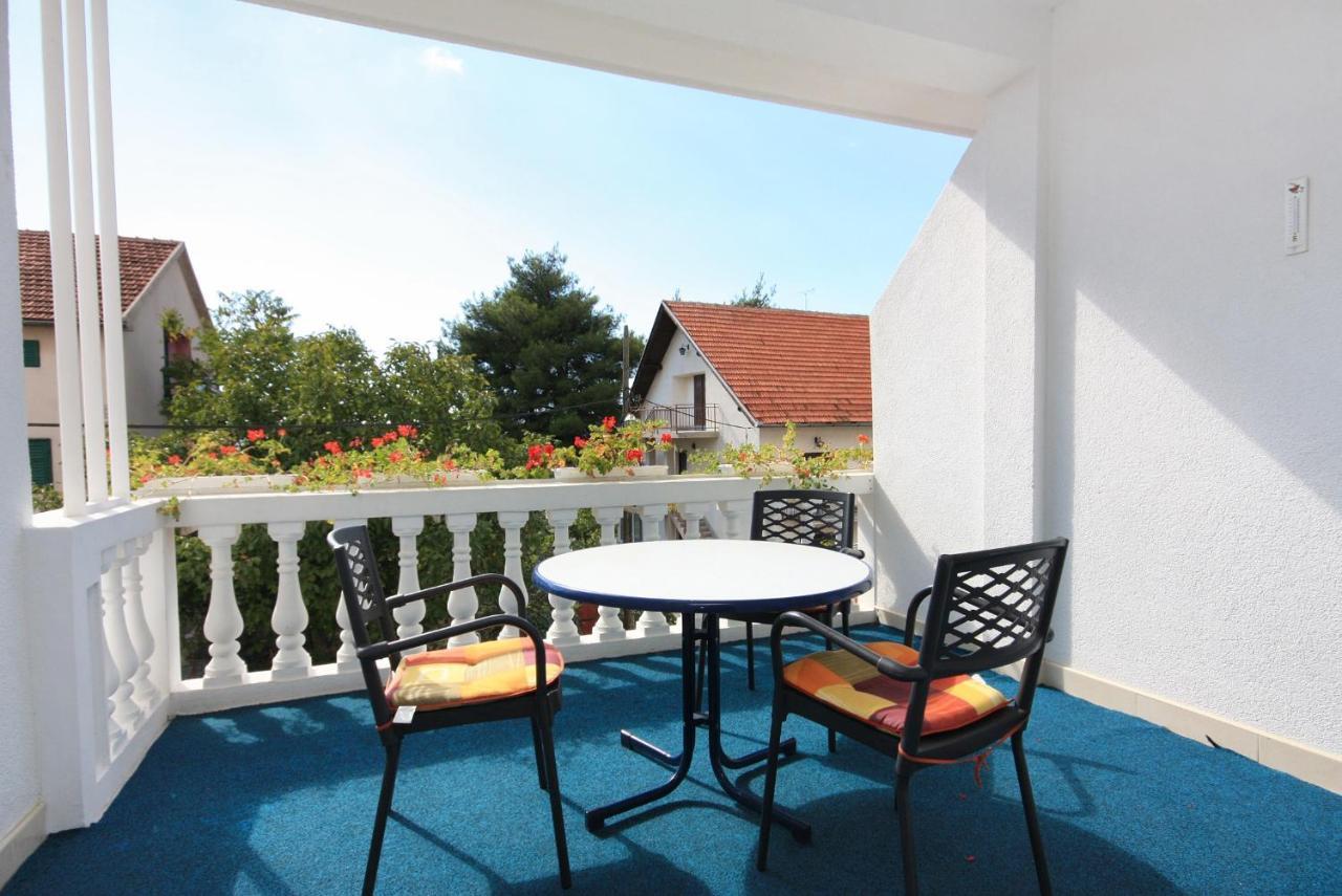 Apartments With A Parking Space Vodice - 2995 Экстерьер фото